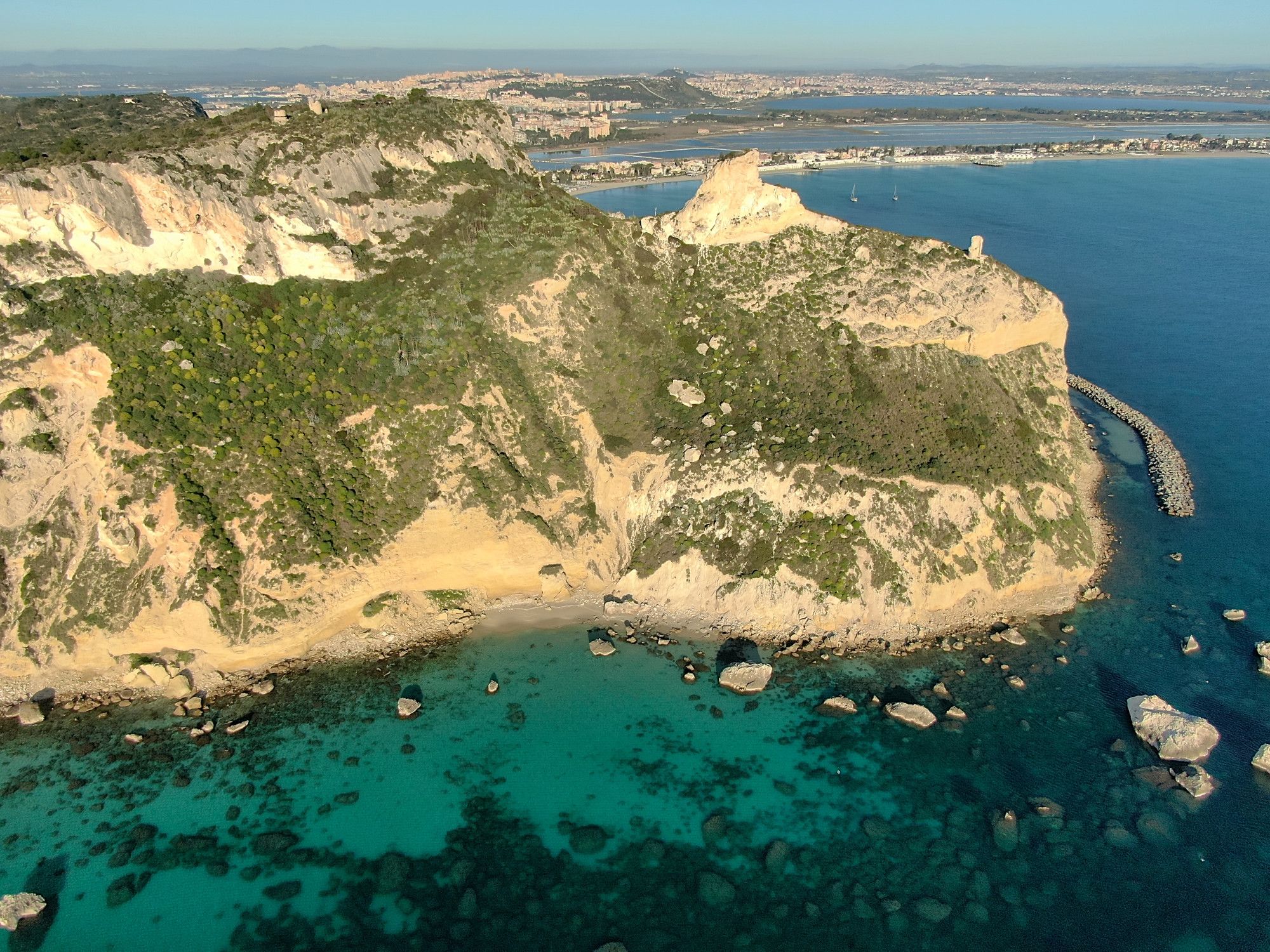 Spiaggia della Sardegna: Sella del Diavolo - IsolaMea